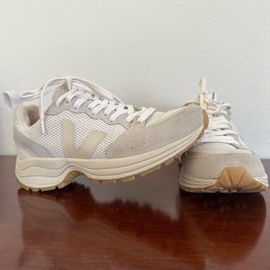 Veja Venturi Sneaker